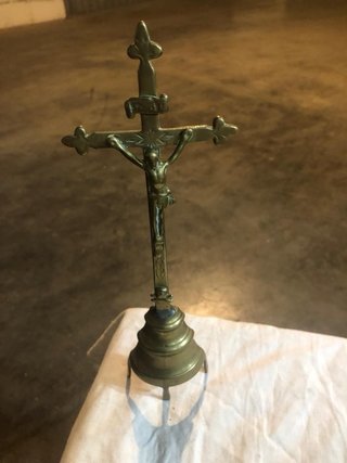 Crocefisso da tavolo in ottone