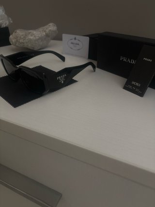 Occhiali da sole Prada neri