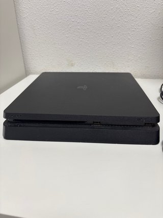 Consola PS4 Slim Negra