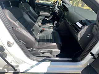 Volkswagen Golf GTI Performance DSG 230cv