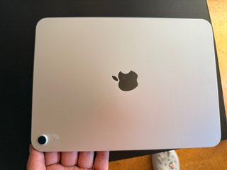 iPad Pro 11 Plata + Teclado Smart Keyboard