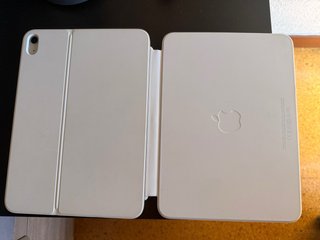 iPad Pro 11 Plata + Teclado Smart Keyboard