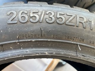 Pareja Neumaticos Zestino Circuit 07S 265/35R18