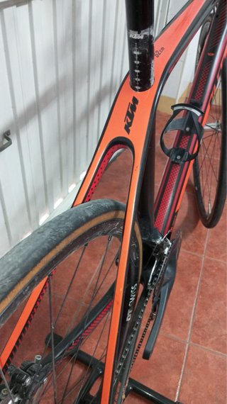 Bicicleta KTM Revelator Sky Carbono Ultegra Disco