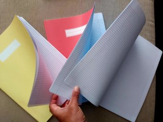 Set 4 Quaderni Colorati