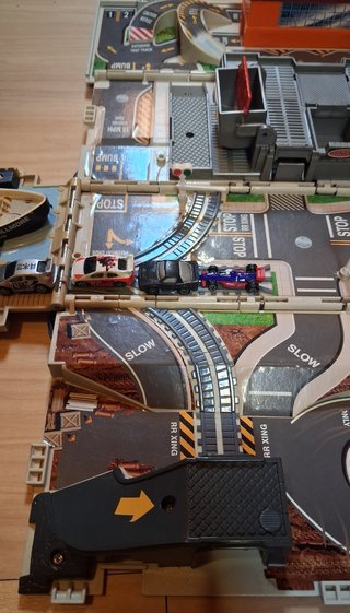 Camião Micro Machines Cidade com Carros
