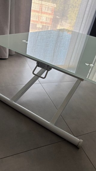 Mesa elevable cristal y metal