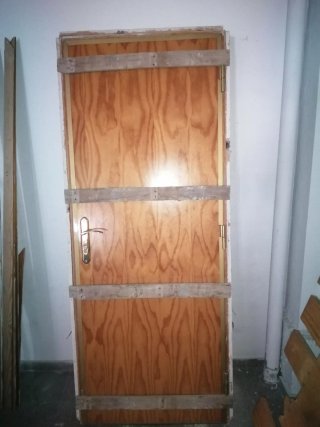 Puerta Madera Pino Blindada