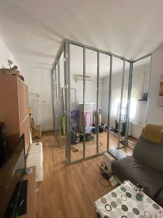 Montador de pladur y decoración con experiencia.