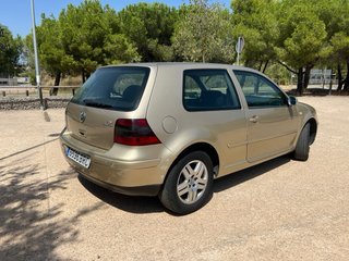 Volkswagen Golf 2001