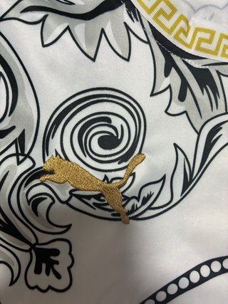 Camiseta Italia x Versace Puma Talla S nueva
