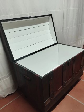 Baúl antiguo restaurado