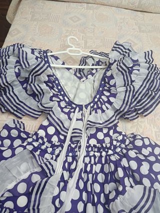 Traje Flamenco Gitana Morado Lunares