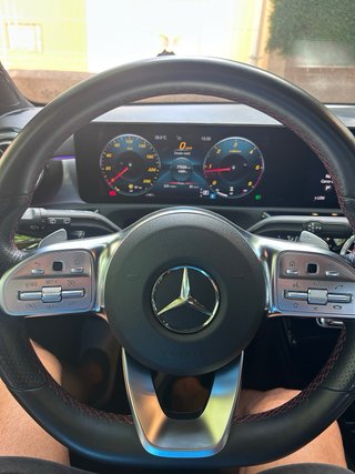 Mercedes-Benz A200d 2021