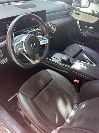 Mercedes-Benz A200d 2021
