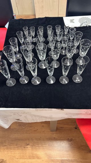 60 copas de cristal tallado