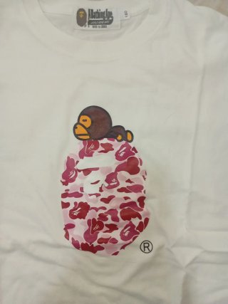Camiseta Bape Blanca y Rosa