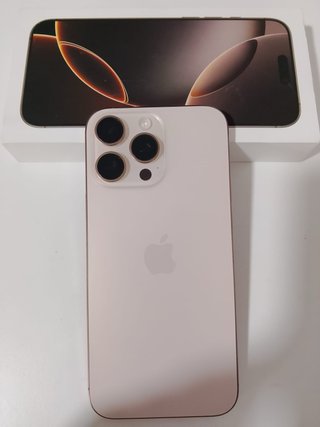 iPhone 16 Pro max Oro