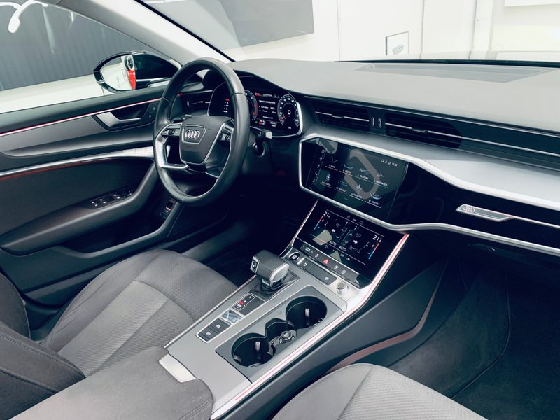 Audi A6 2022, foto 20