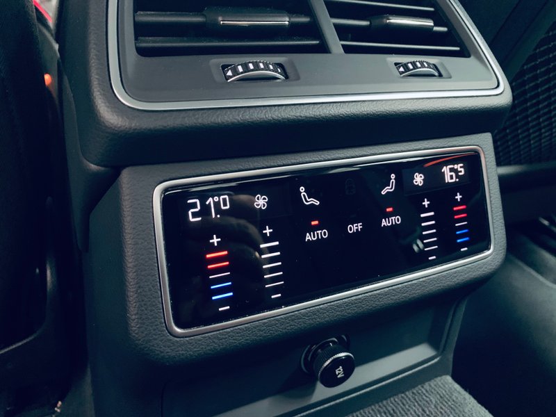 Audi A6 2022, foto 27
