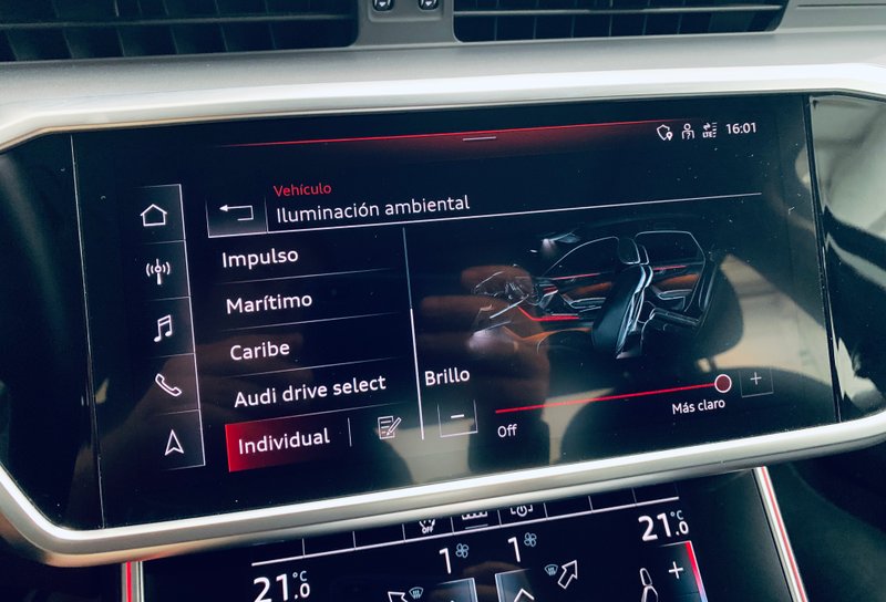 Audi A6 2022, foto 29