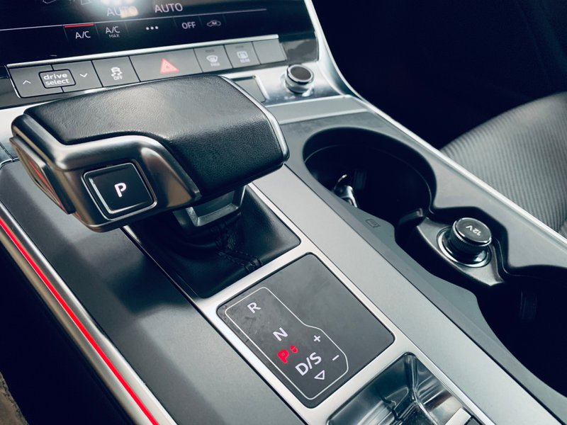Audi A6 2022, foto 33