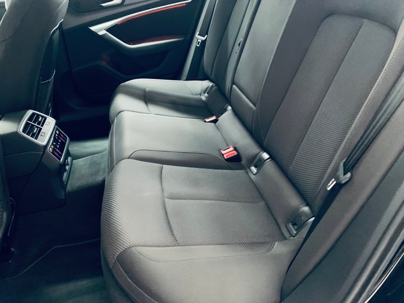 Audi A6 2022, foto 36