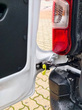 Furgoneta Opel Combo L (2026) en alquiler por días