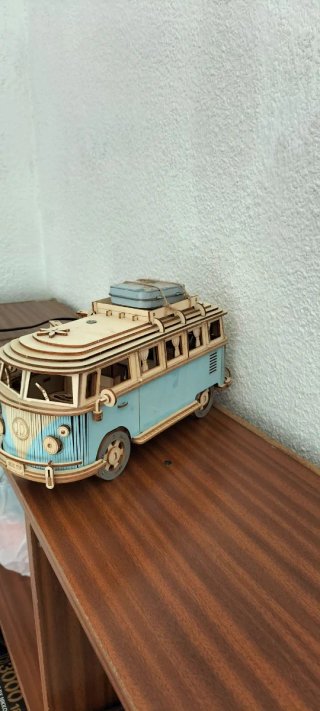 Maqueta Camper Madera con Luces LED