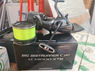 Carrete Shimano y cañas Carp-Zone Black Mamba