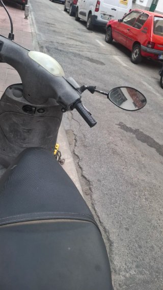 Piaggio Zip Scooter Negra 2T