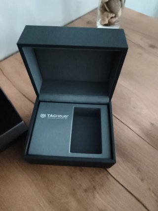Caja TAG Heuer Negra