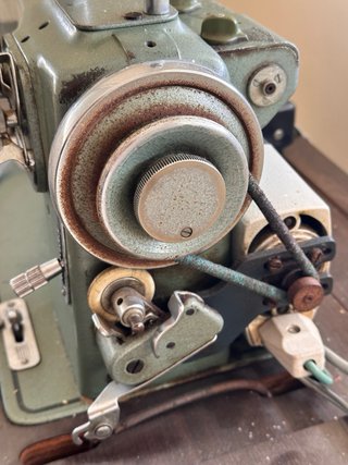 Máquina de coser Refrey Transforma