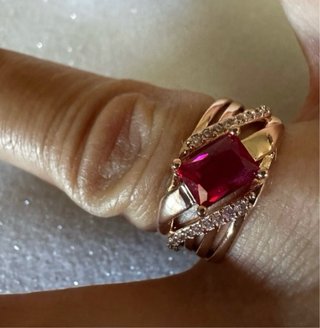 Anello vintage oro rubino retrò