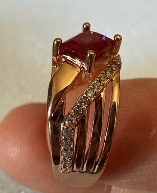 Anello vintage oro rubino retrò