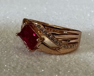Anello vintage oro rubino retrò