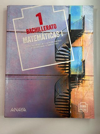 Lote 7 Libros 1º Bachillerato y ESO