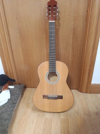 Guitarra Clásica con Funda