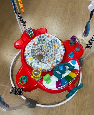 Saltador y Centro Actividades 2 en 1 Baby Einstein