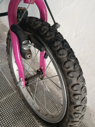 Bicicleta infantil 17" colors blau i rosa.