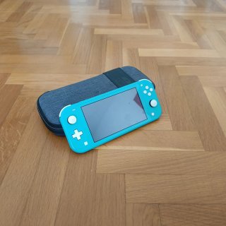 Nintendo Switch Lite Azul + Funda