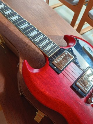 Gibson SG 61 Maestro Vibrola 2023