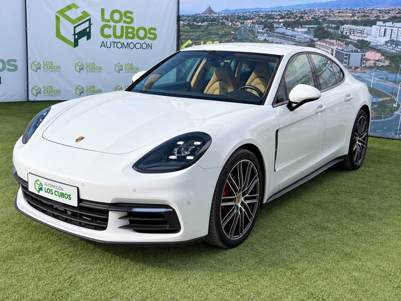 Porsche Panamera 4 2018, foto 2
