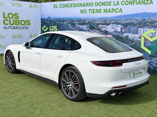 Porsche Panamera 4