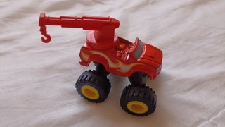 Coche de juguete grúa Blaze