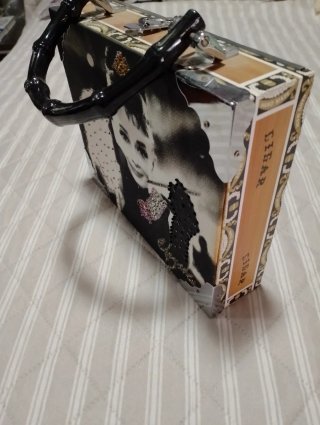 Bolso de mano vintage con imagen