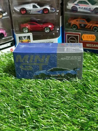 Mini GT Nissan LB-Silhouette Works GT 35GT-RR