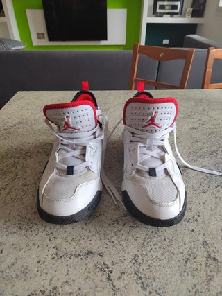 Jordan Stay Loyal 2 Bianche Rosse Nere
