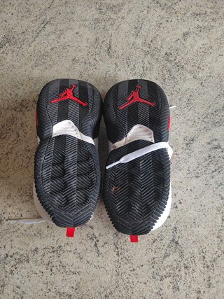 Jordan Stay Loyal 2 Bianche Rosse Nere