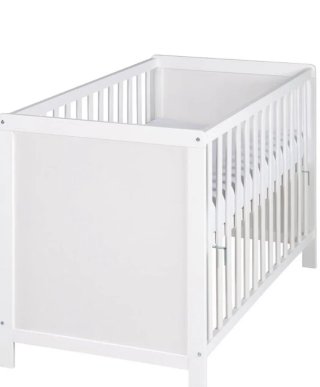 Cuna de bebé de madera blanca